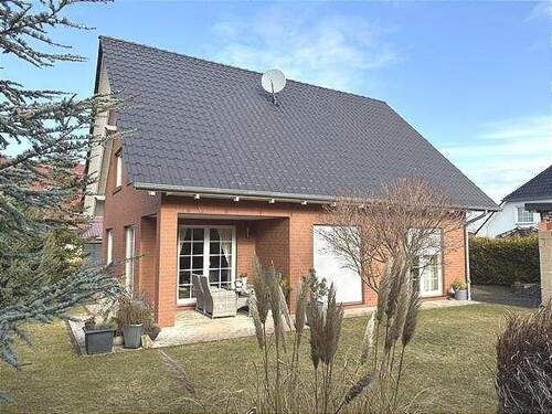 Ansicht vom Garten - 4 Zimmer Einfamilienhaus zum Kaufen in Nemsdorf-Göhrendorf