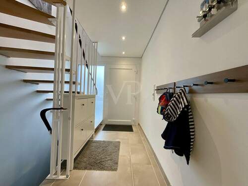 Windfang - 6 Zimmer Einfamilienhaus in Laatzen / Ingeln