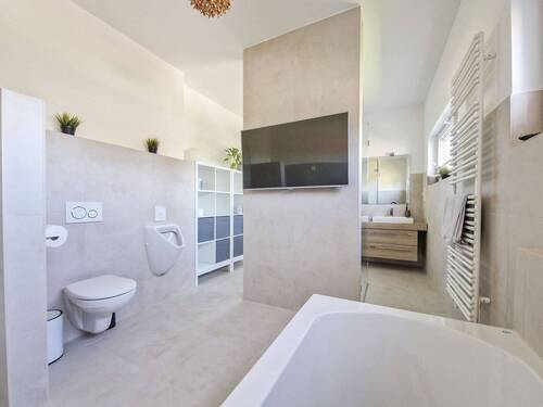 Badezimmer im Obergeschoss - 