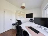 Büro im Erdgeschoss - 