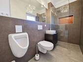 Badezimmer im Erdgeschoss - 