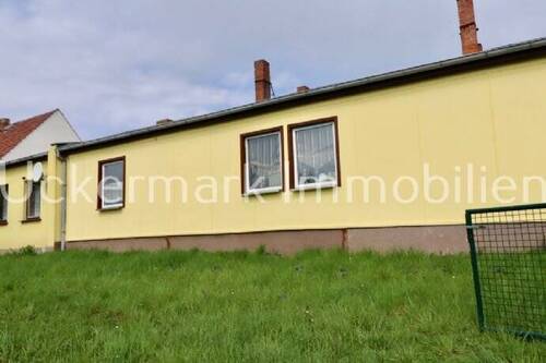 Bild 42 - 7 Zimmer Mehrfamilienhaus, Wohnhaus zum Kaufen in Gerswalde