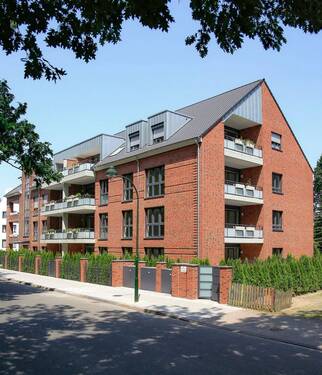 Düsseldorf - Steubenstr 11 - Eingangsseite 2 - 4 Zimmer Etagenwohnung zur Miete in Düsseldorf