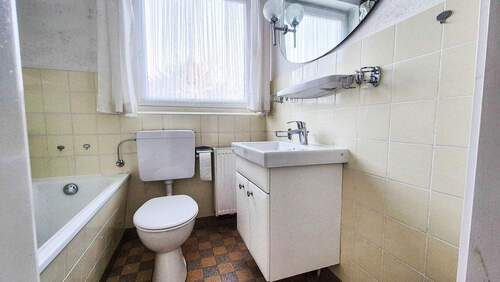 Tageslichtbad im 1. OG - 