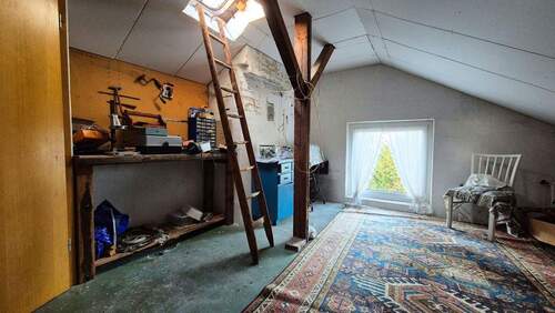 Dachboden mit Ausbaureserve - 