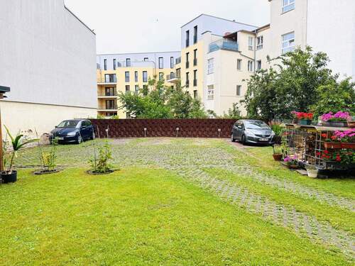 Hinterhof, Garten, Stellplätze - 