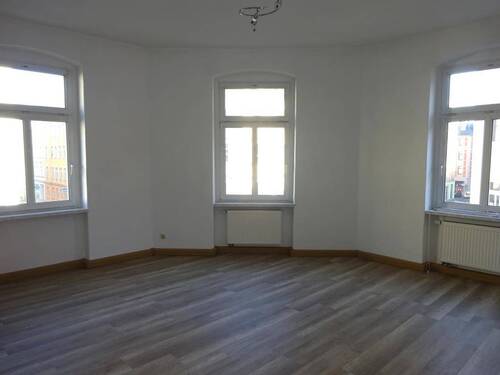 Wohnzimmer - 1 Zimmer Etagenwohnung in Gera