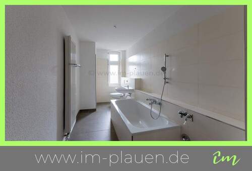 Badezimmer - Gasetagenheizung - 3 Zimmerwohnung im Stadtteil Haselbrunn von Plauen zur Miete -