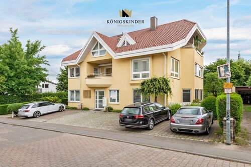 Aussen_Vorne - 4 Zimmer Etagenwohnung in Neuhausen auf den Fildern