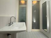 Einh.9 Wc mit Milchglassch. - 