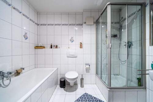 Badezimmer - Reihenmittelhaus mit 114,50 m&sup2; in Schongau zum Kaufen