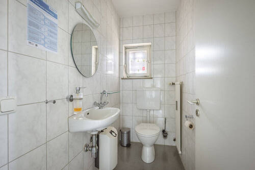 WC Gewerbeeinheit - 