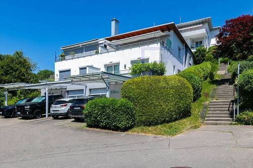 Süd-Westseite - Elegantes Wohnjuwel – Exklusives Terrassenhaus (DHH) in Tettnang
