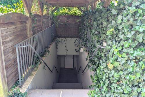 Zugang zur Tiefgarage - 
