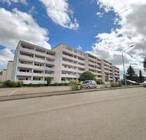 St. Georgen - 4,5-Zimmer-Eigentumswohnung mit Balkon, Tiefgarage und schönem Blick in den Wald - ruhiges und naturnahes Wohnen auf der Seebauernhöhe! - Sankt Georgen im Schwarzwald Stadtgebiet