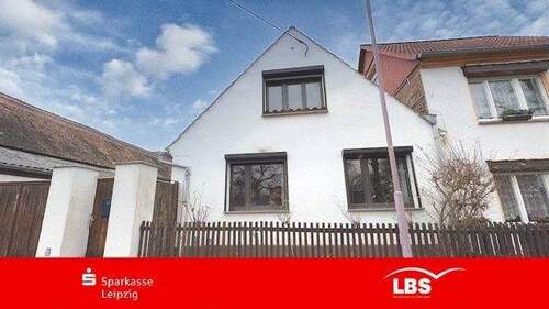 Vorderansicht - Fleißige Handwerker gesucht! - 125.000,00&nbsp;EUR Kaufpreis, ca.&nbsp; 97,00&nbsp;m&sup2;&nbsp;Wohnfl&auml;che