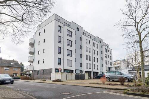 Straßenansicht_seitlich - 