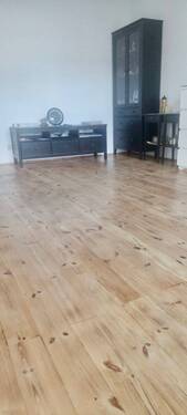 Wohnzimmer - 2 Zimmer Etagenwohnung in Ronnenberg