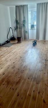 Wohnzimmer - Etagenwohnung mit 54,00 m&sup2; in Ronnenberg zum Kaufen