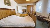 Schlafzimmer im Obergeschoss mit Wohncharme - 