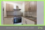 Küche mit EBK - Einbauküche-Balkon-1.OG - 2 Raumwohnung in Haselbrunn zur Vermietung in Plauen