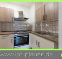 Einbauküche-Balkon-1.OG - 2 Raumwohnung in Haselbrunn zur Vermietung in Plauen