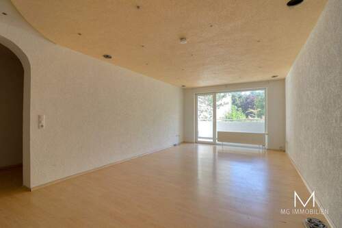 Wohnzimmer - MG: Landstuhl: Bezahlbare Eigentumswohnung mit Balkon und Stellplatz