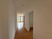 Flur - 2 Zimmer Etagenwohnung in Velten