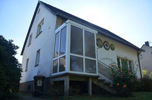 Bild 3 - 5 Zimmer Einfamilienhaus in Garbsen