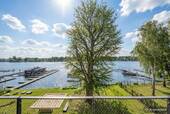 Blick vom Balkon - Exklusives Lebensgefühl in erster Wasserreihe