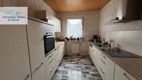 Bild 3 - 6 Zimmer Bungalow in Auma