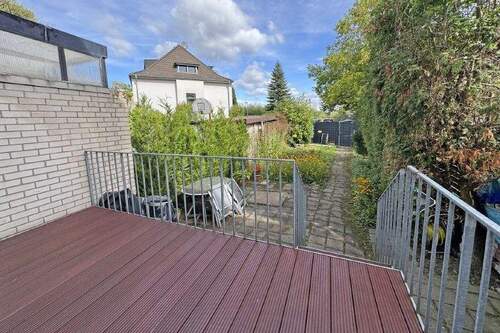 Terrasse - 7 Zimmer Mehrfamilienhaus, Wohnhaus zum Kaufen in Köln