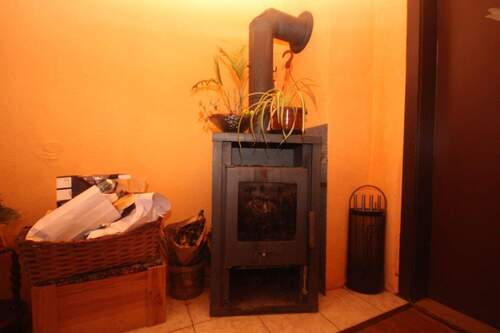 1. OG Flur Kaminofen - 