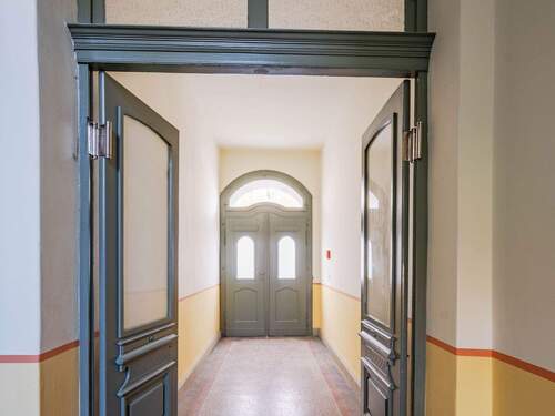 Eingang - 4 Zimmer Etagenwohnung in Dessau-Roßlau