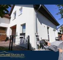 Charmantes Reihenendhaus in Prohn - Familienfreundlich, modernisiert & bezugsbereit