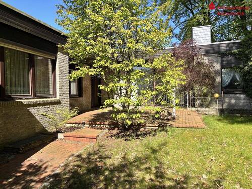 Westansicht Terrasse - Bungalow mit 155,00 m&sup2; in Bramsche zum Kaufen