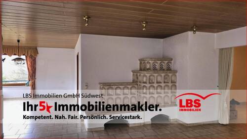 Essbereich und Kaminofen - 