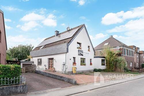 Straßenansicht - 
