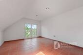 Zimmer 2 (OG) - 