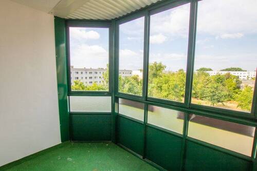 Balkon - Etagenwohnung mit 57,70 m² in Halle (Saale) zur Miete