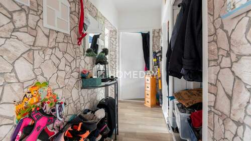 Flur 1 - 