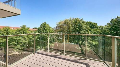 Balkon 1 (Beispiel) - 4 Zimmer Etagenwohnung zur Miete in Hamburg