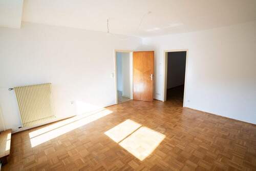 WOHNZIMMER_2.jpg - 2 Zimmer Etagenwohnung in Tuttlingen