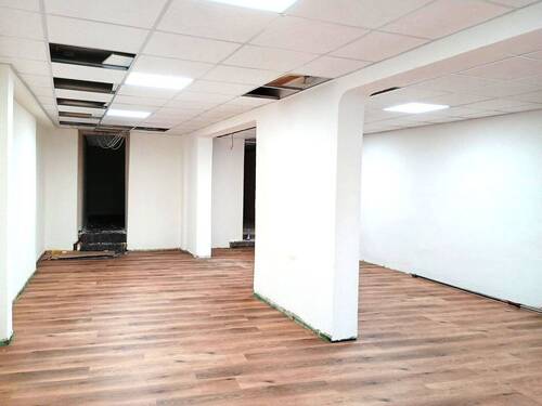 1000000942.jpg - 1 Zimmer Gewerbeobjekt (Büro, Produktion, Verkauf) zum Kaufen in Freiburg im Breisgau