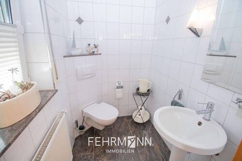 EG-WC - 