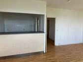 Wohnzimmer - 4 Zimmer Etagenwohnung zur Miete in Gera