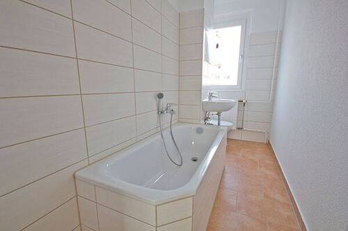 Bad - In der Herrichtung! 3-Zimmerwohnung zum Wohlfühlen...