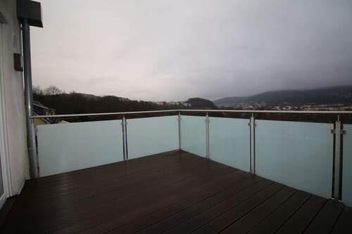 Balkon - Etagenwohnung mit 101,00 m&sup2; in Hagen zur Miete