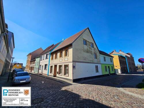 Heilig Geist Str. Ecke Neue Tor Str..jpg - 1 Zimmer Mehrfamilienhaus, Wohnhaus zum Kaufen in Anklam