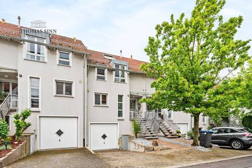Straßenansicht - 